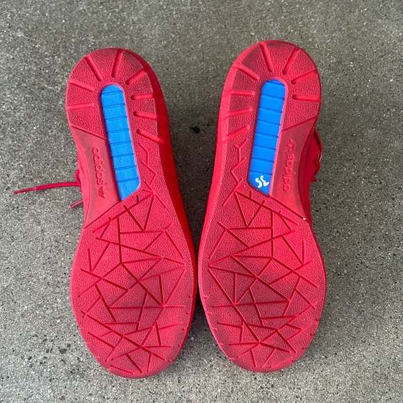 Red Crest Wood Mid Adidas - Picture 9 of 11